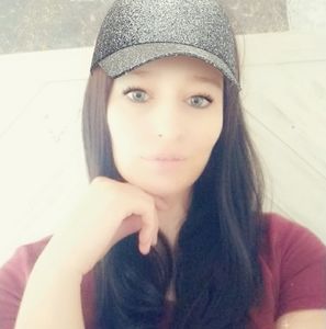 Meet your Posher, Zani